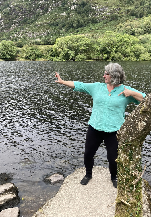 Qigong-Kurs im Freien mit Elaine Maria Kunze